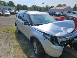 2014 Ford Explorer XLT - Exterior Front Right Corner Image
